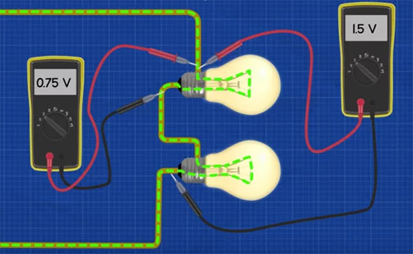 اندازه گیری ولتاژ دو سر لامپ در مدار ساده با دو لامپ