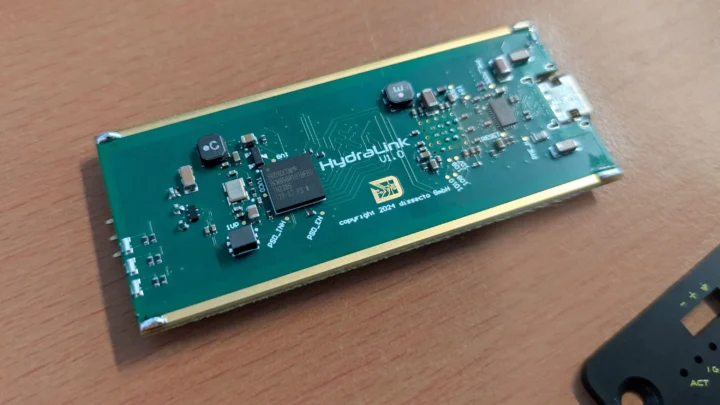 برد اترنت خودرو با تراشه Broadcom مدل BCM89881 برای شبکه‌های لایه دوم در خودرو