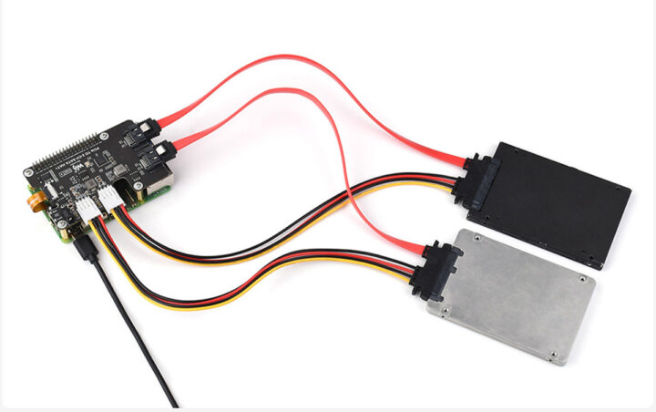 کارت توسعه PCIe به SATA دو کاناله با درایوهای SATA متصل‌شده