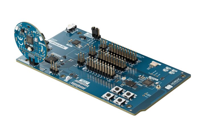 معرفی تگ nRF54L15 نوردیک؛ پلتفرم کممصرف برای ردیابهای IoT با بلوتوث 6.0 4 کیت توسعه nRF54L15 متصل به تگ nRF54L15