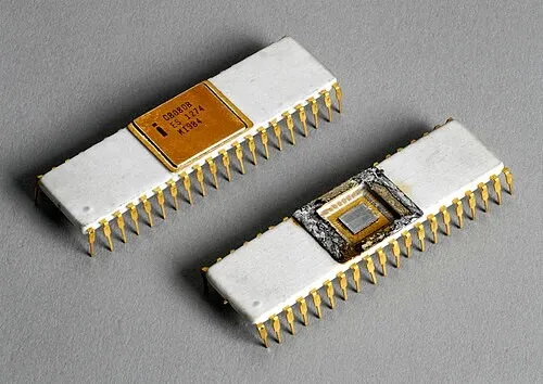 پردازنده‌ی Intel 8080