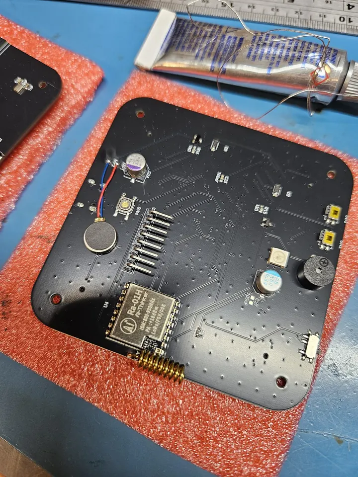 تشخیص پهپاد با ESP32 و میکروفون؛ بررسی پروژه متنباز VolAnti 3 Volanti ESP32 acoustic drone detector for sound-based drone detection